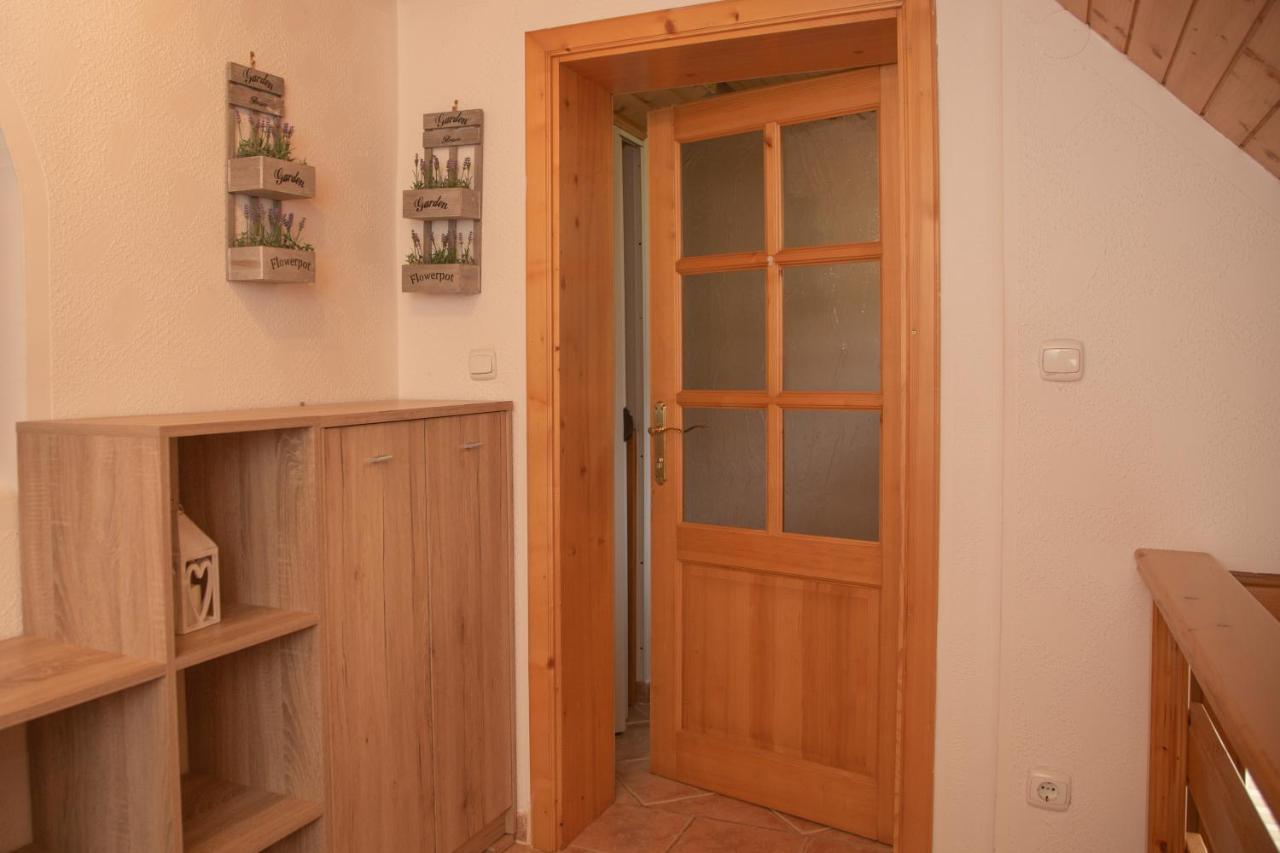 דירות בוהין Apartma Erlah מראה חיצוני תמונה